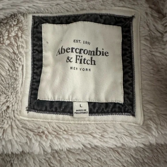 Abercrombie and Fitch Fur-Lined Jacket - Picture 4 of 6